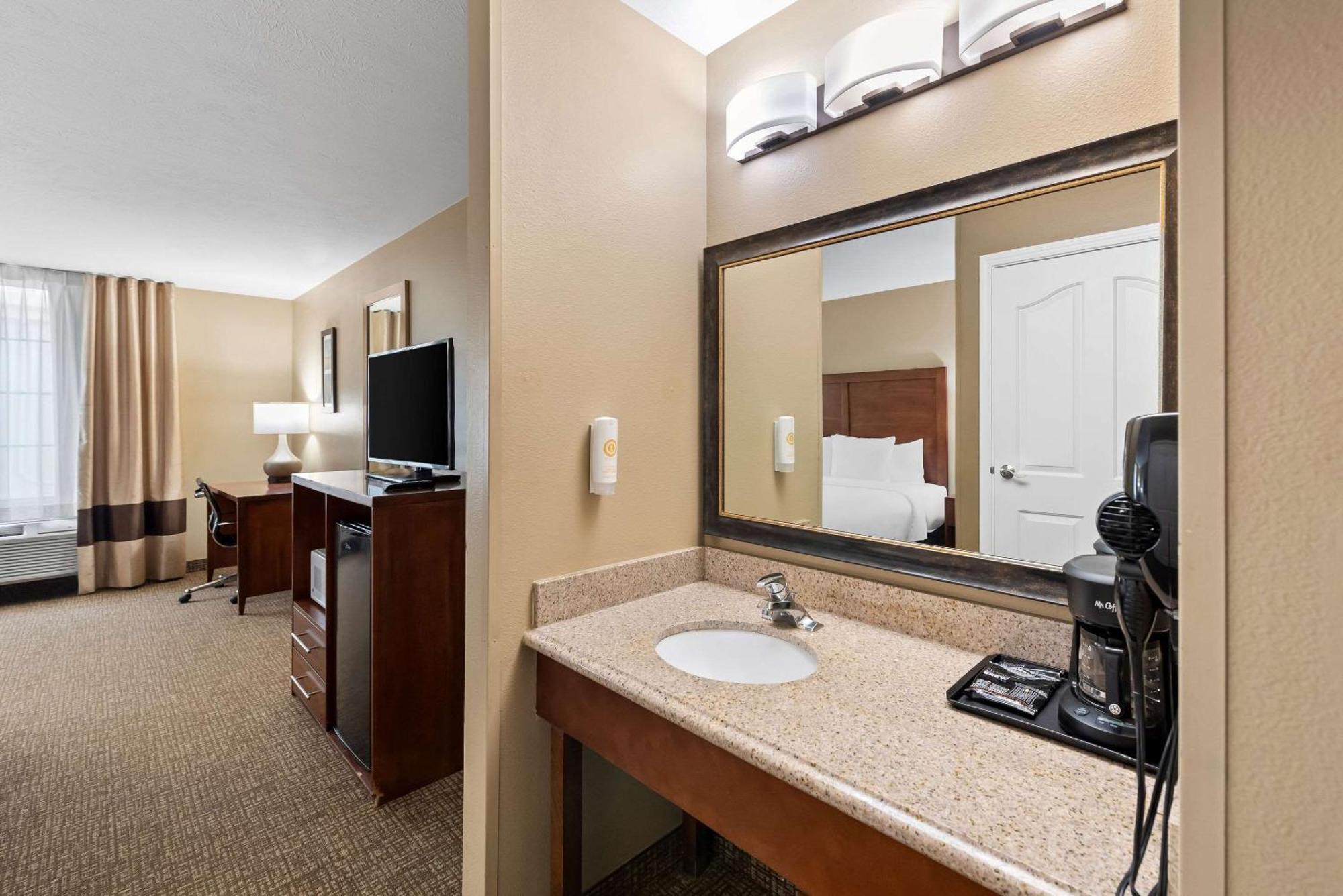 Comfort Inn & Suites El Centro I-8 Buitenkant foto